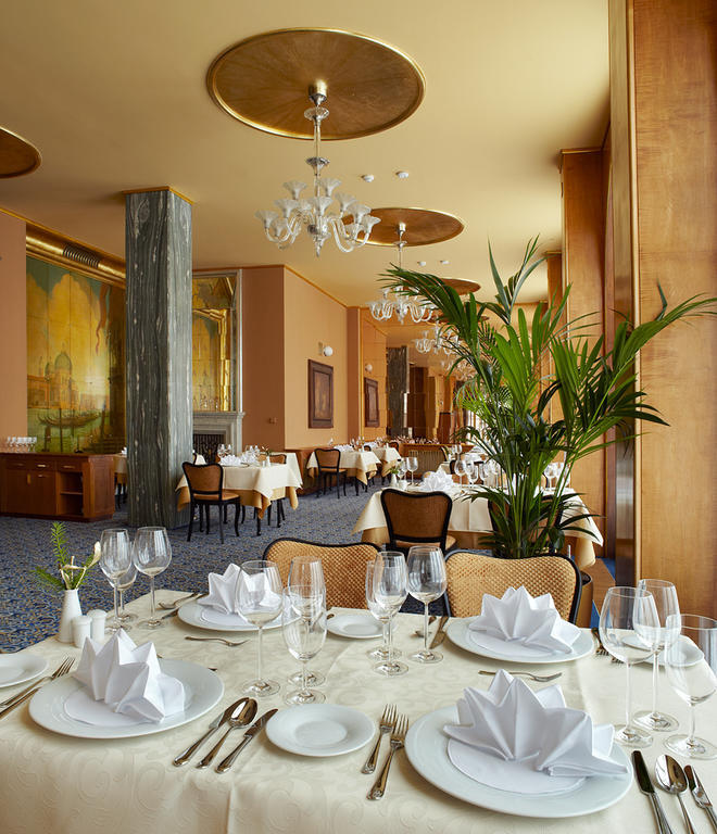 Alexandria Spa & Wellness Hotel Luhačovice Eksteriør bilde