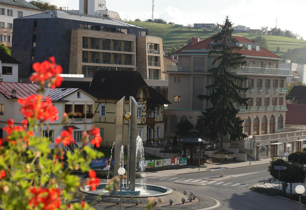 Alexandria Spa & Wellness Hotel Luhačovice Eksteriør bilde
